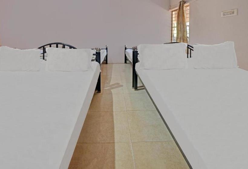 بنسيون Oyo 78682 Silver Clouds Home Stay