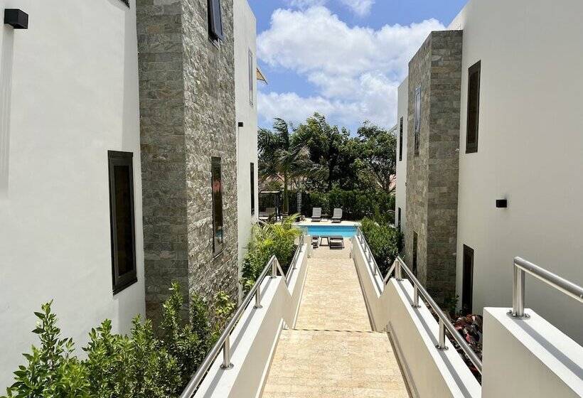 Xanadu Apartments At Blue Bay Golf & Beach Resort