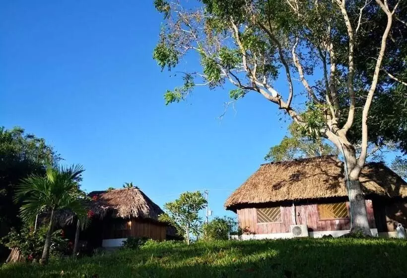 Aamiaismajoitus (B&B) Bungalos Maeva Bacalar