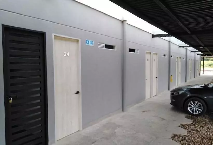 Hotelli La Aldea Del Oriente