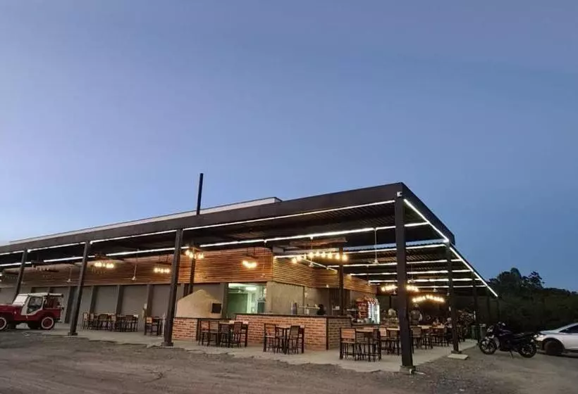 Hotelli La Aldea Del Oriente