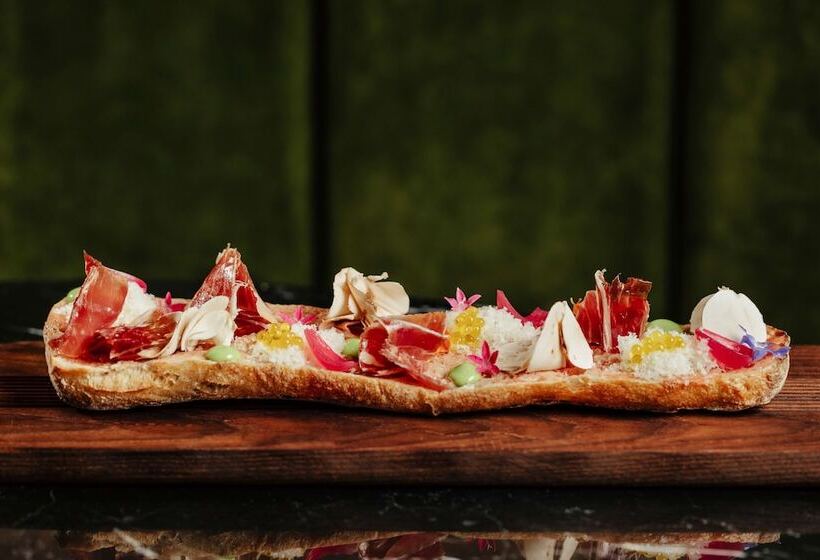 Radisson Collection Hotel, Magdalena Plaza Sevilla