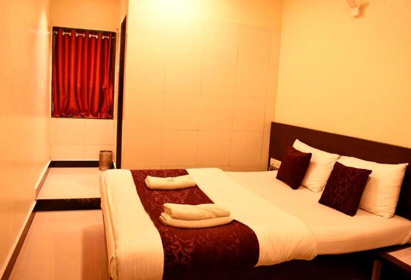 هتل Sai Sharan Stay Inn Near Midc Turbhe, Navi Mumbai