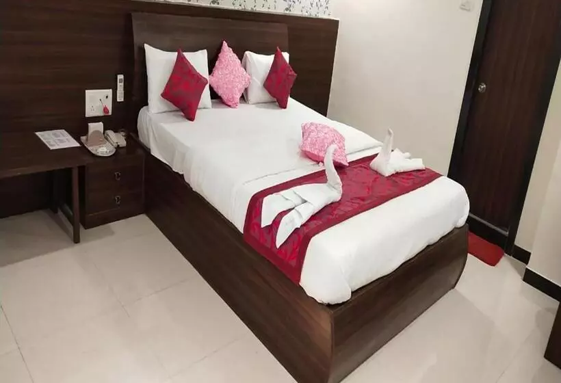 Hotelli Sai Sharan Stay Inn  Near Midc Turbhe, Navi Mumbai