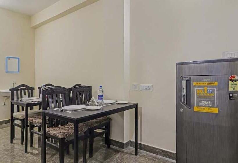 ホテル Treebo Trip Airport Pride Inn