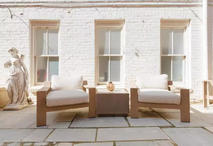 The King Street House By Kasa