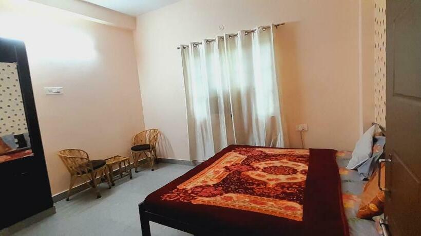 Triple1 Hostel & Homestay