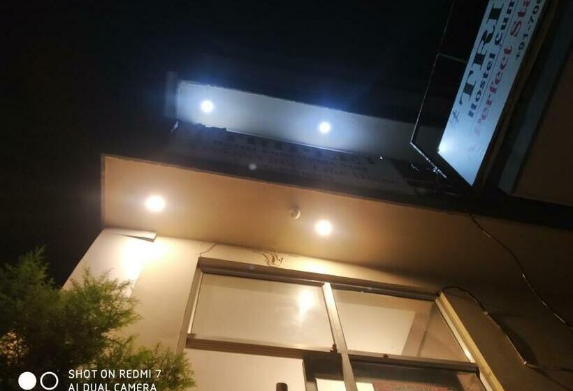 Triple1 Hostel & Homestay