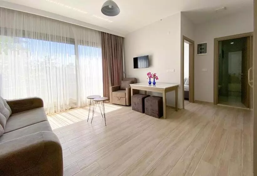 Azize Palas Apart Otel