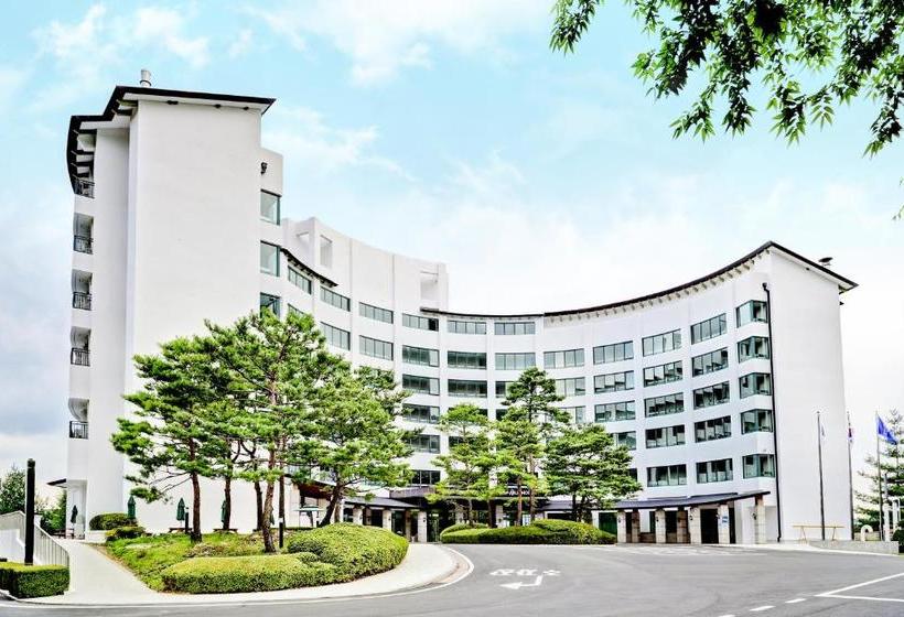 ホテル Cheongpung Resort Hill House