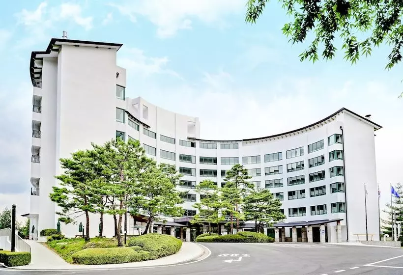 Hotelli Cheongpung Resort Hill House