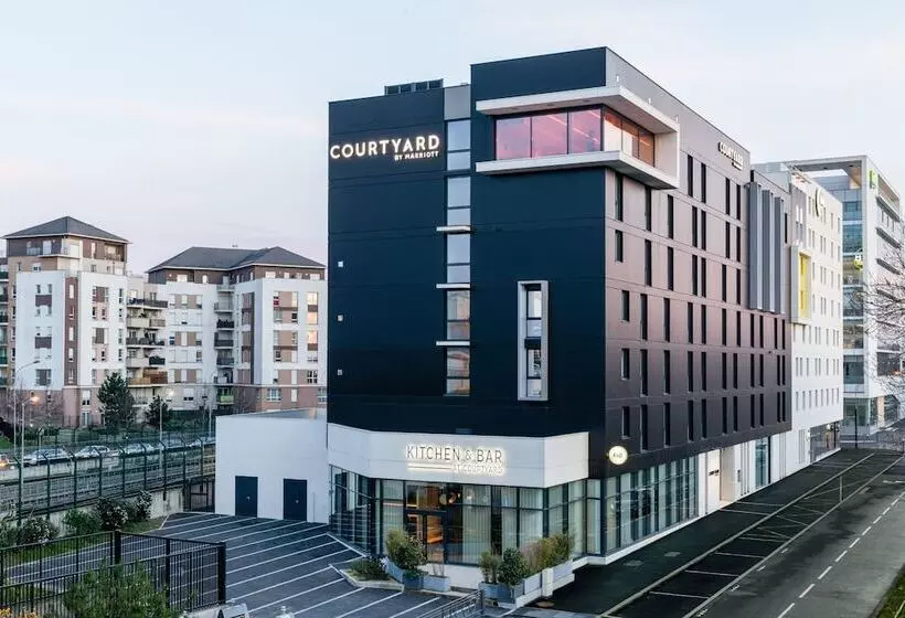 Hotelli Courtyard By Marriott Paris Creteil