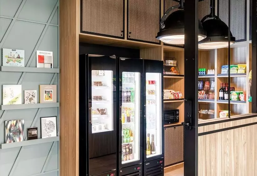 Hotelli Courtyard By Marriott Paris Creteil