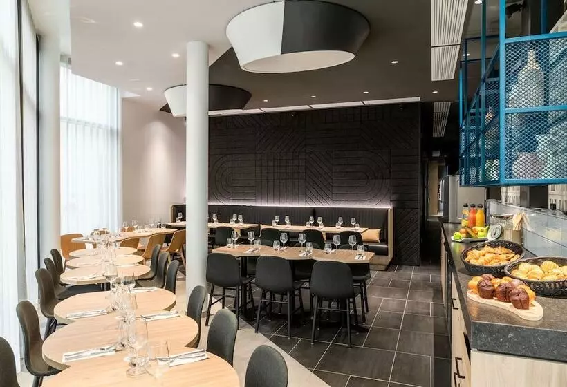 Hotelli Courtyard By Marriott Paris Creteil