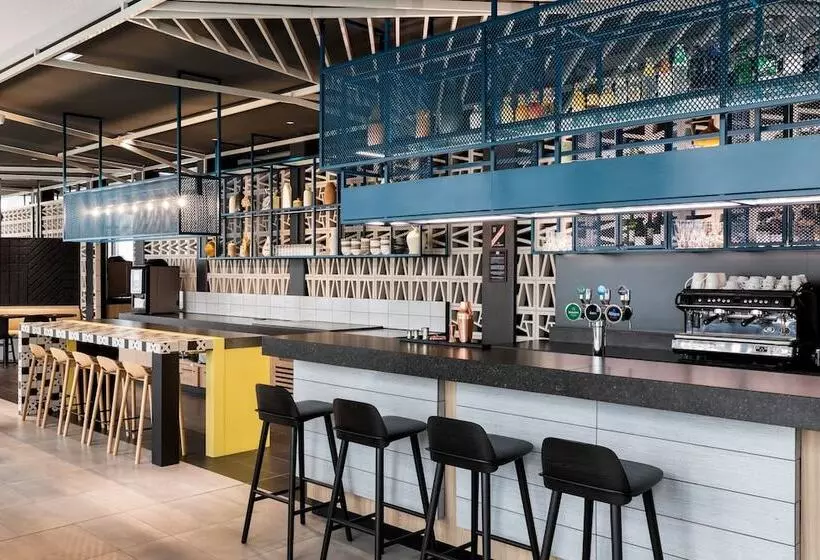 Hotelli Courtyard By Marriott Paris Creteil