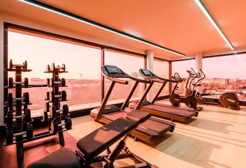 Hotelli Courtyard By Marriott Paris Creteil