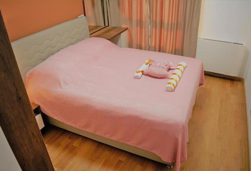 هتل Ilidža Sky Apartments