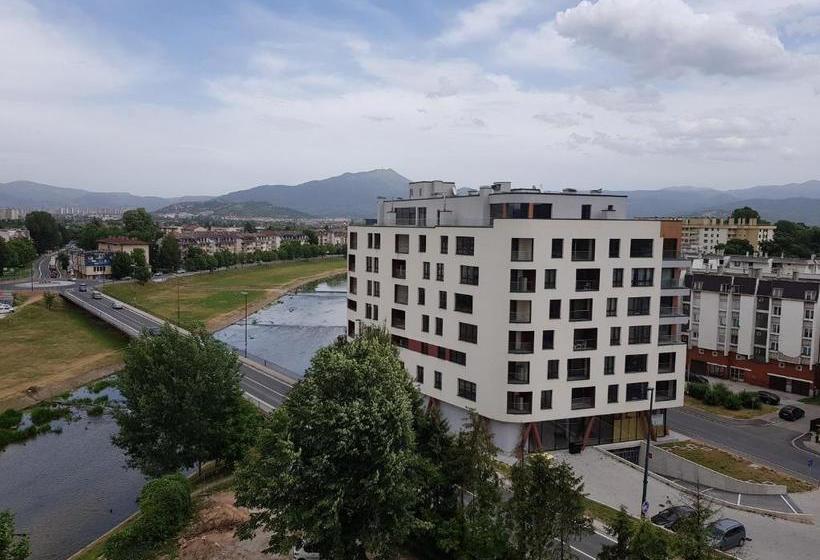 هتل Ilidža Sky Apartments