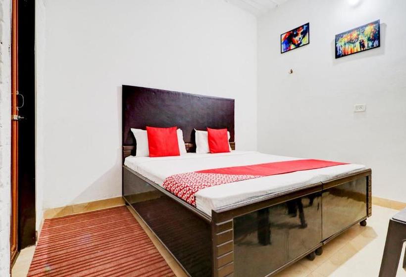 호텔 Oyo 78163 Savera