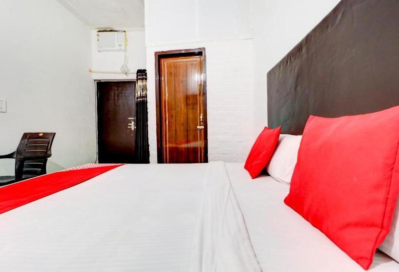 호텔 Oyo 78163 Savera