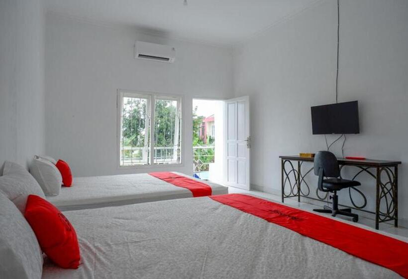 Hotel Reddoorz Syariah Near Ums Solo