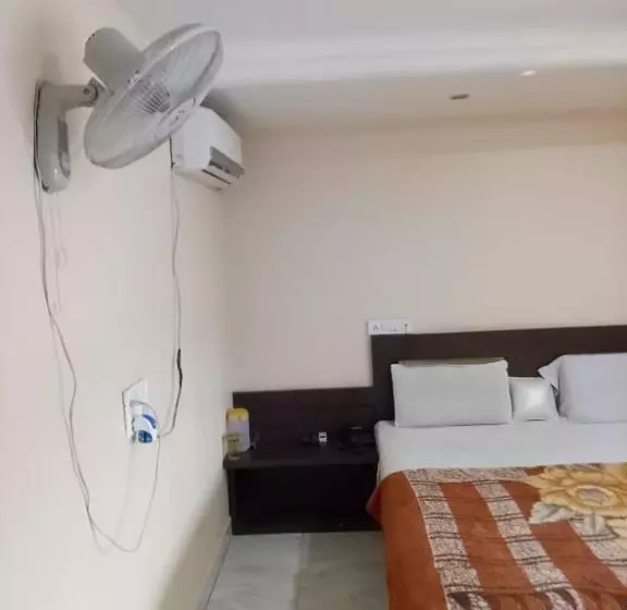 Hotelli Vamoose Akshat Chindwara