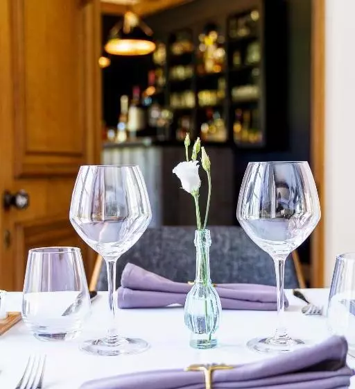 Hotelli Villa Monceau Louvain La Neuve