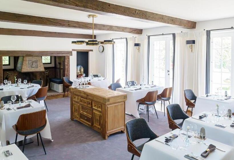 בית מלון כפרי Villa Monceau Louvain La Neuve