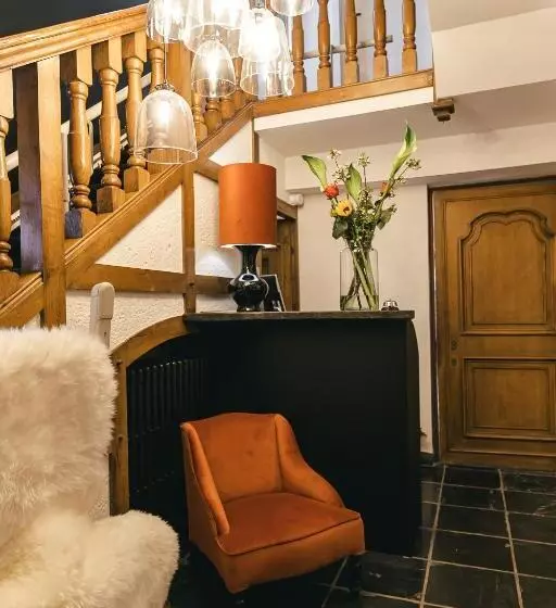 Hotelli Villa Monceau Louvain La Neuve