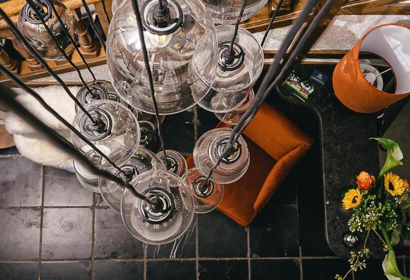 בית מלון כפרי Villa Monceau Louvain La Neuve