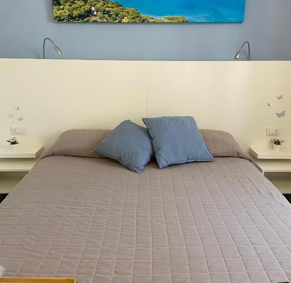 بنسيون Affittacamere Le Grotte Le Grotte Rooms & Apartments