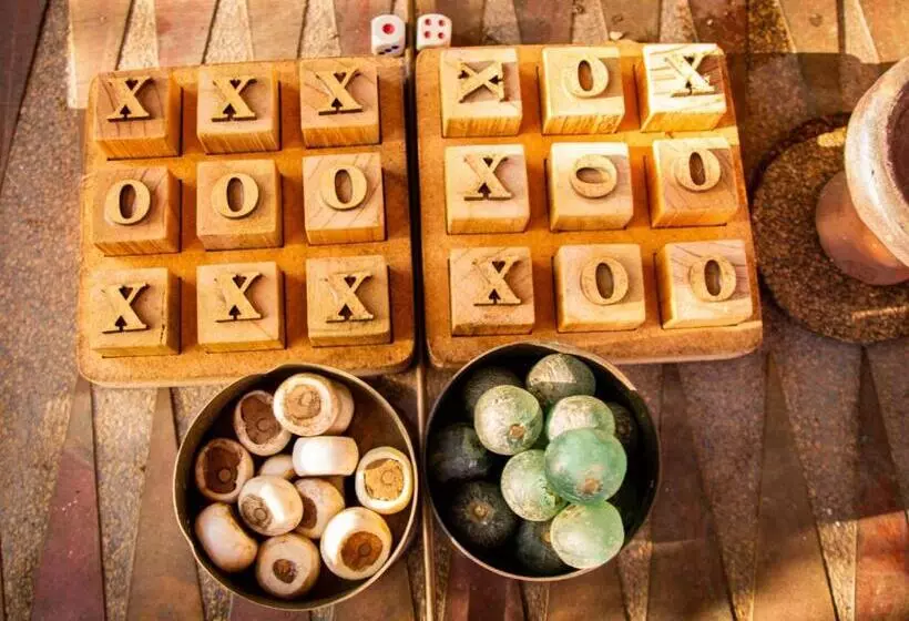 Majatalo Ebonymoon Guest House