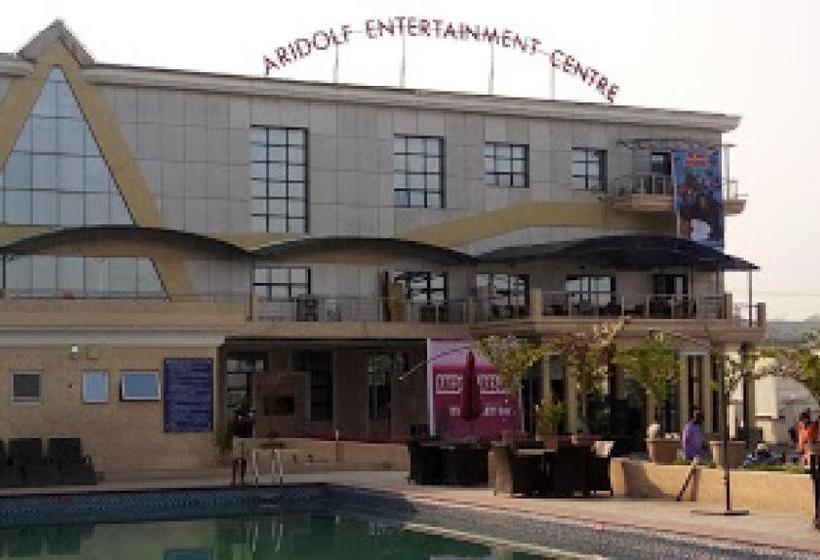 پانسیون Aridolf Resort Wellness And Spa