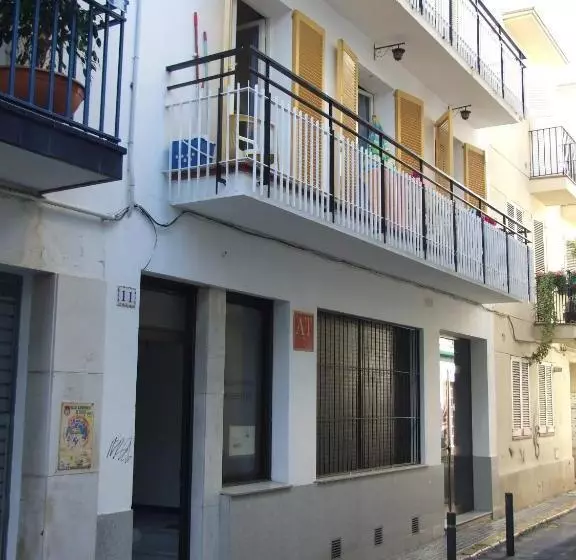 Apartamentos Montserrat