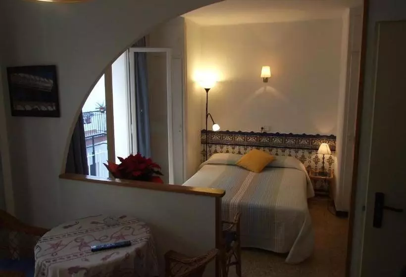 Apartamentos Montserrat