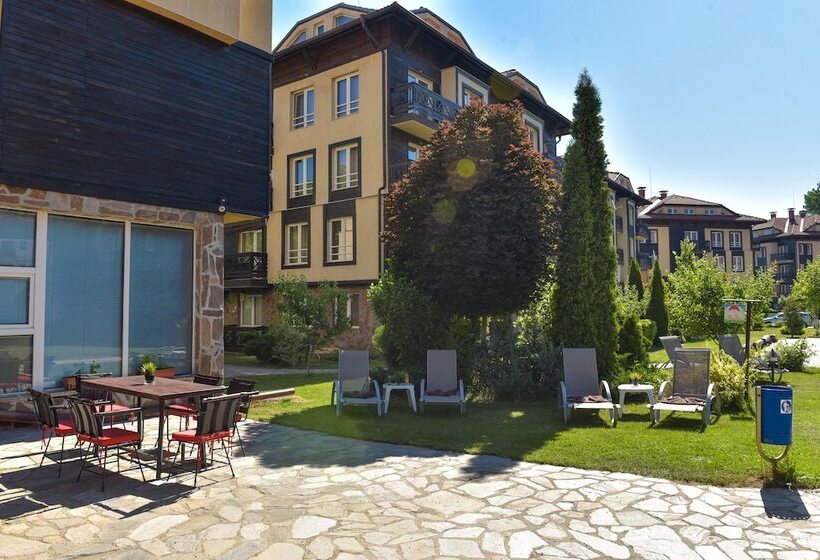 Hotel Bojur & Bojurland Apartment Complex