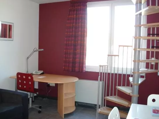 酒店 Business Flats Brussels Airport