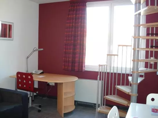 酒店 Business Flats Brussels Airport