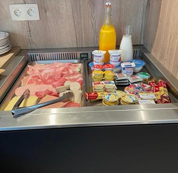 هتل Chambres Tourismes