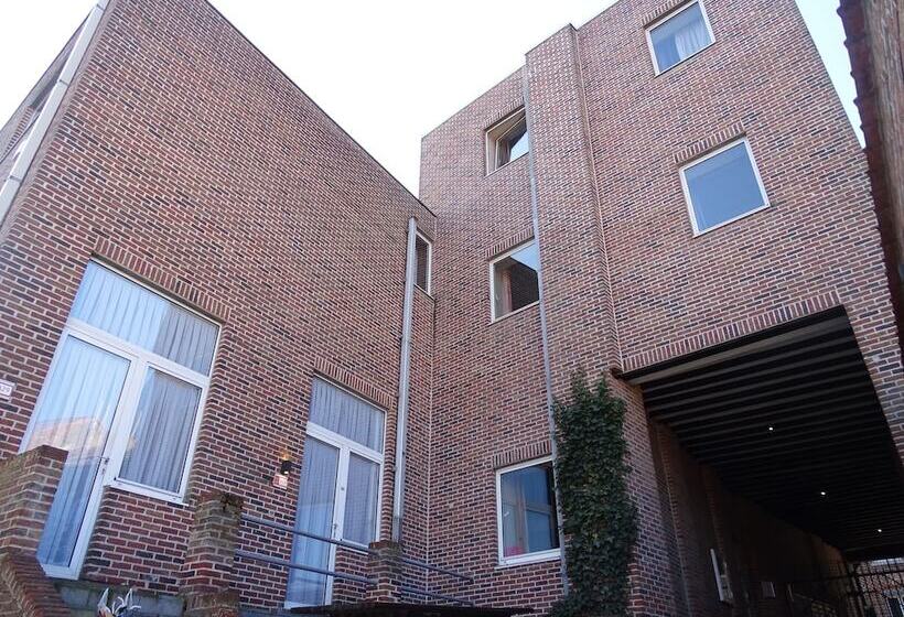 בית מלון כפרי Room In Studio   Condo Gardens Leuven   Budget Studio Single