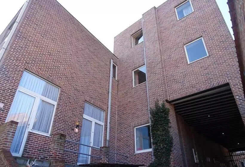 ホテル Room In Studio   Condo Gardens Leuven   Budget Studio Single