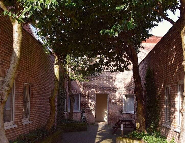 בית מלון כפרי Room In Studio   Condo Gardens Leuven   Budget Studio Single