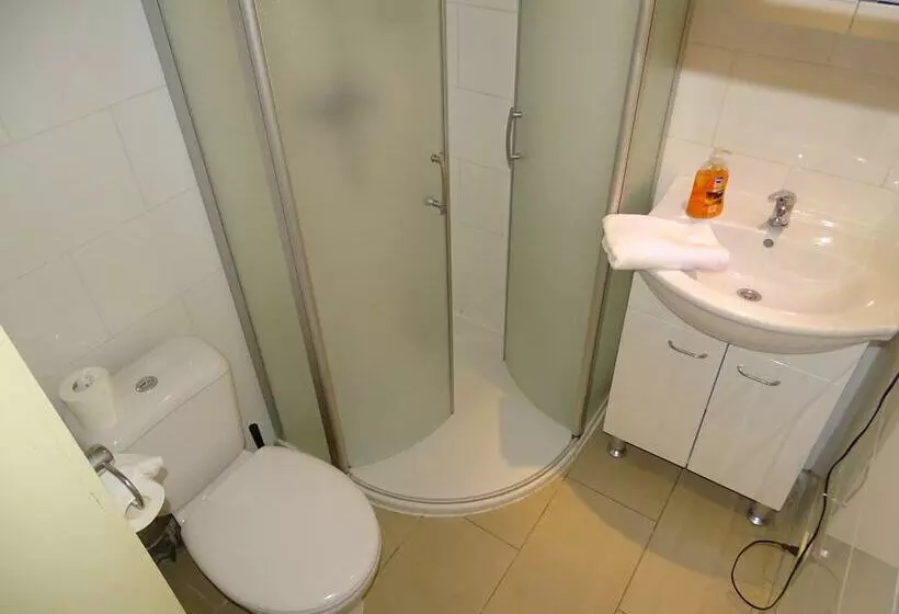 ホテル Room In Studio   Condo Gardens Leuven   Budget Studio Single