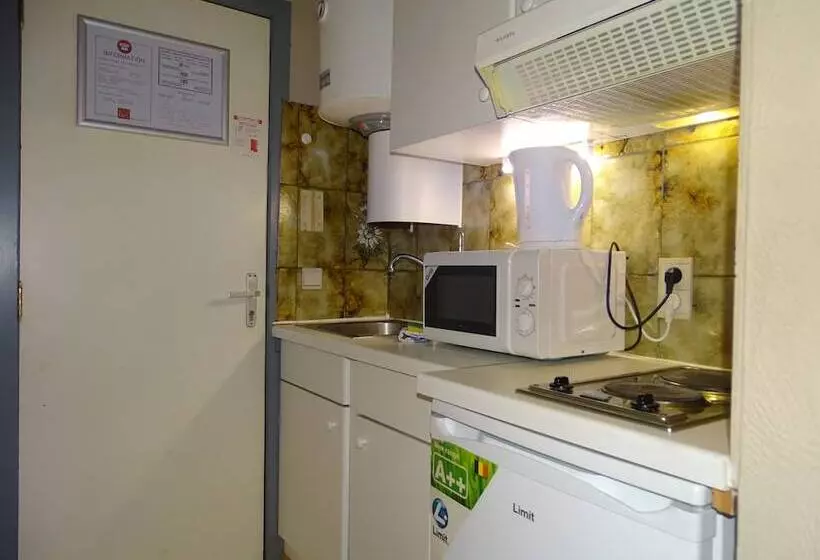 ホテル Room In Studio   Condo Gardens Leuven   Budget Studio Single