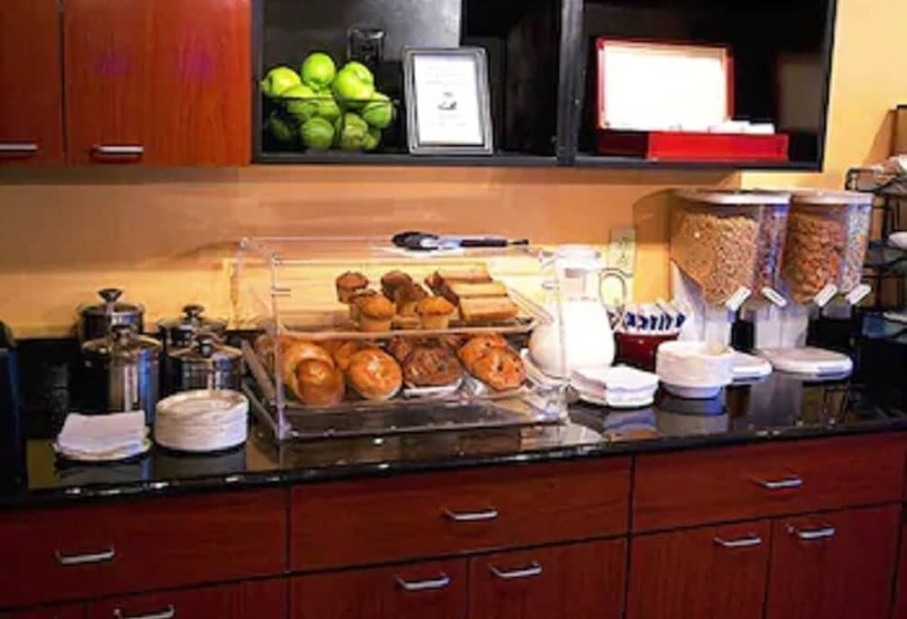 호텔 Econo Lodge Freeport  Brunswick Area