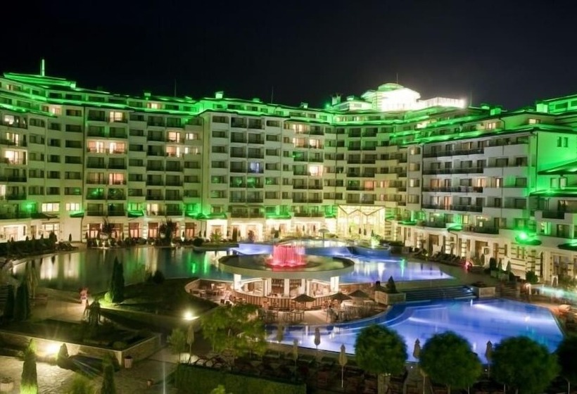 ホテル Emerald Beach Resort & Spa