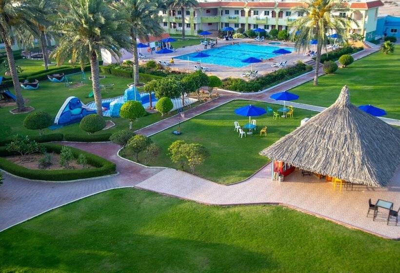 Отель Flamingo Beach