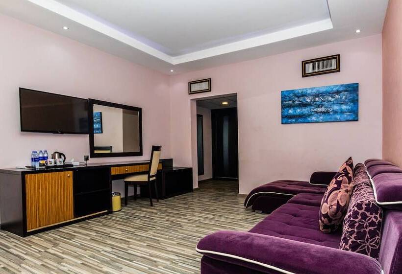 Отель Flamingo Beach