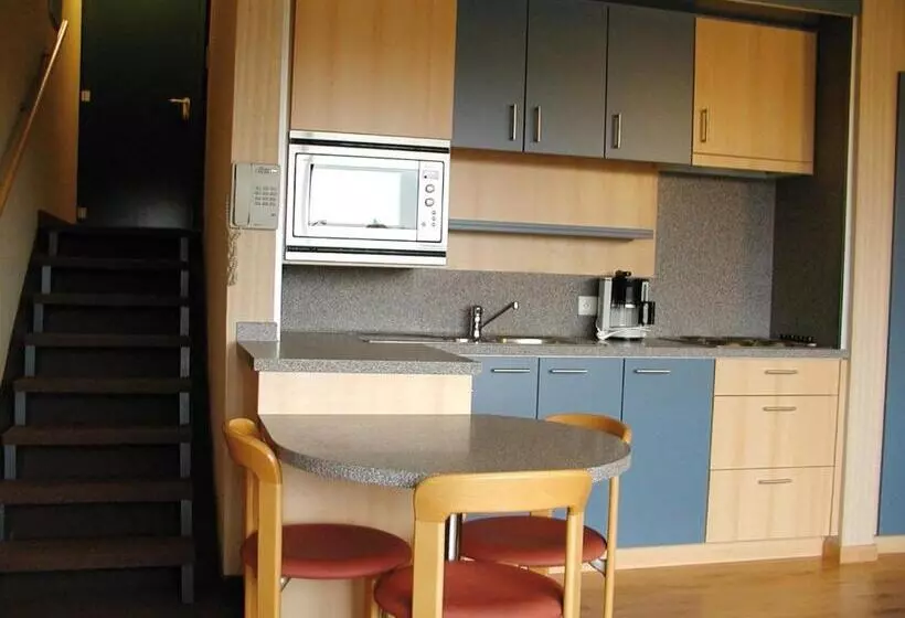 هتل Floreal Nieuwpoort