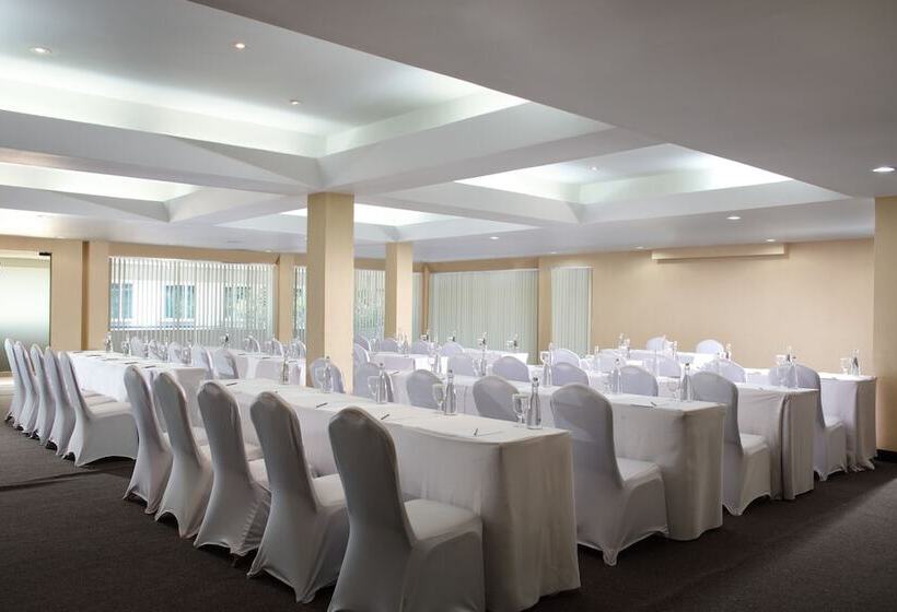 בית מלון כפרי Grandkemang